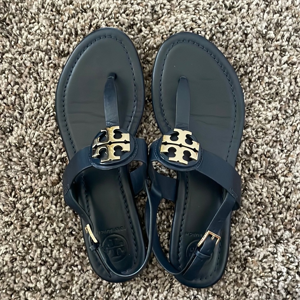 Tory Burch Bryce Flat Thong in Navy Size 7M